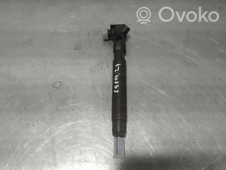 Mercedes-Benz C AMG W205 Fuel injector A6510703287