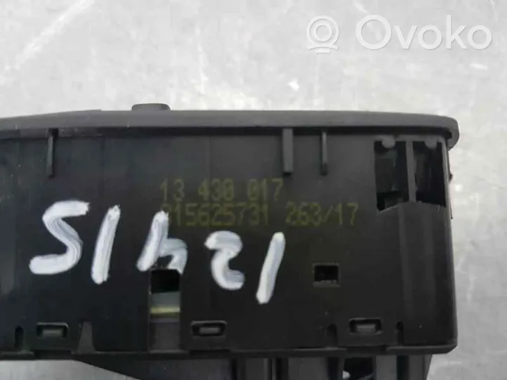 Opel Corsa E Sähkötoimisen ikkunan ohjauskytkin 13430017