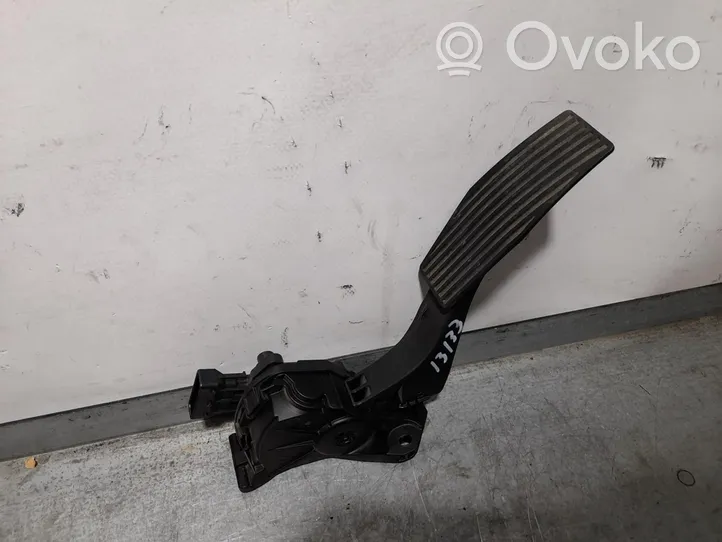 Opel Astra J Pedale dell’acceleratore 13252702