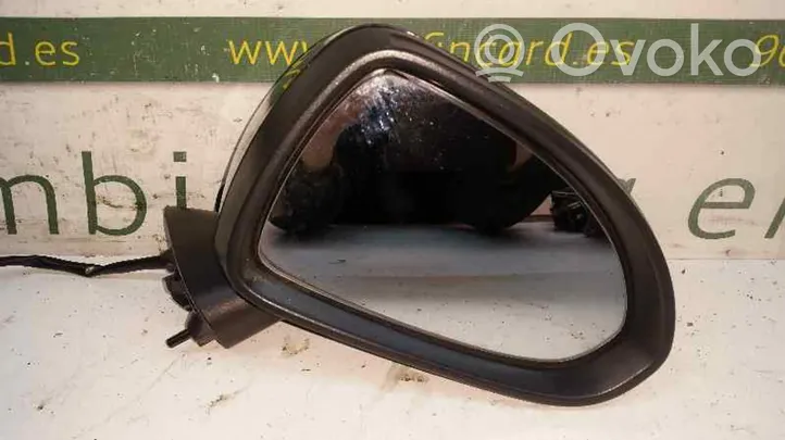 Opel Corsa D Front door electric wing mirror 
