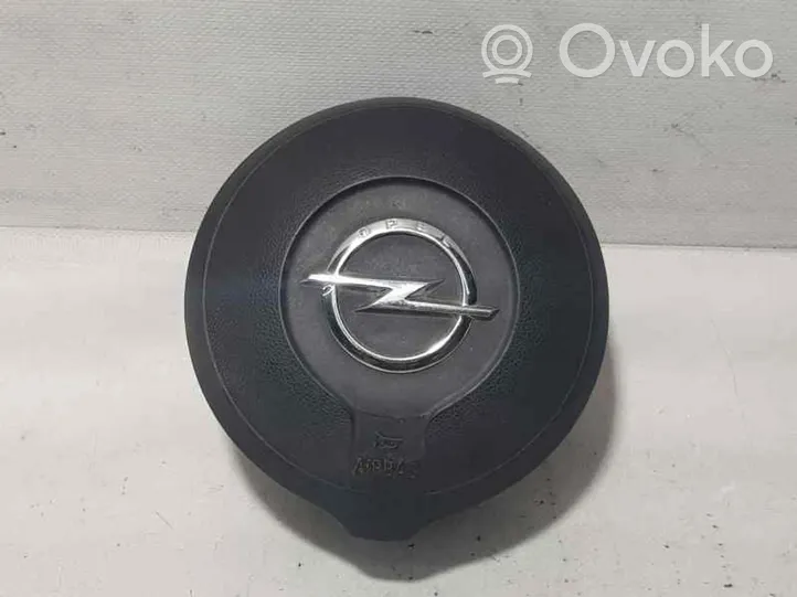Opel Adam Turvatyynysarja paneelilla 