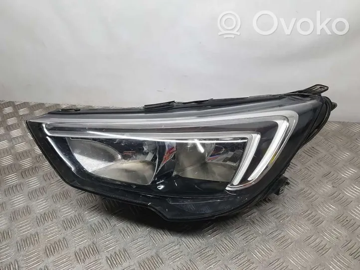 Opel Crossland X Lampa przednia 13467967