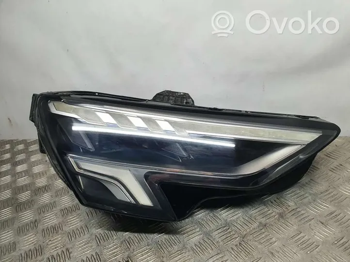 Audi A3 8Y Lampa przednia 8Y0941034