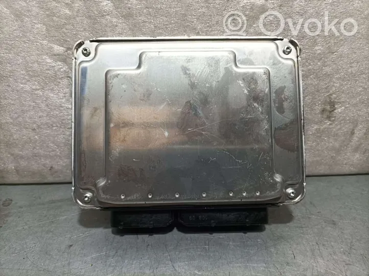 Audi A4 S4 B6 8E 8H Dzinēja vadības bloks 8E0907401AF