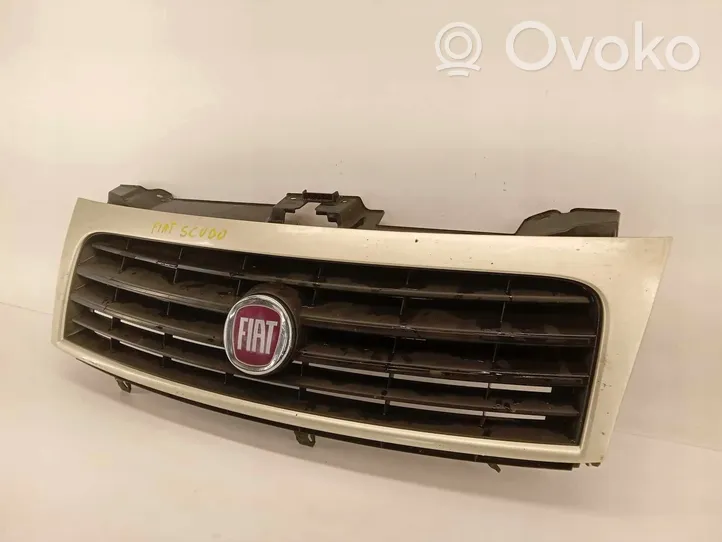 Fiat Scudo Grille de calandre avant 