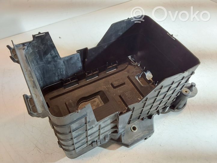 Volkswagen Eos Battery box tray 1K0915333C