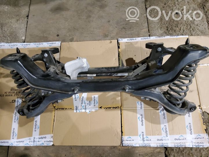 Ford Focus Sottotelaio posteriore AV615A771DB