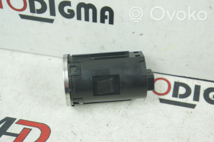 Mazda 6 Interruttore a pulsante start e stop motore GKL166380A