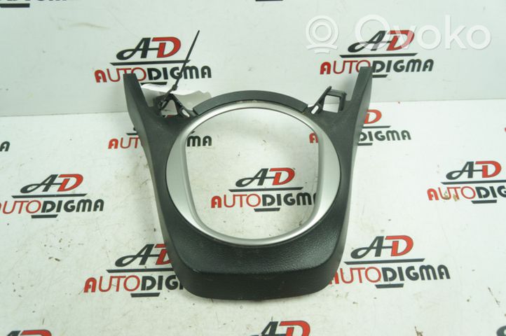 Subaru Trezia Contour de levier de vitesses 5542052070