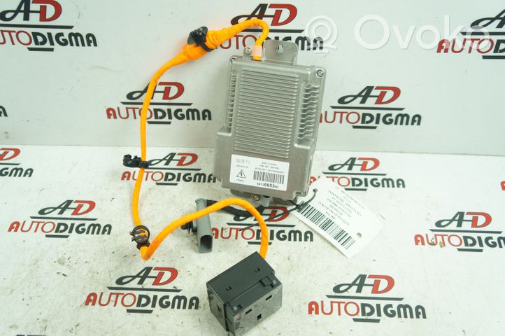 Peugeot 5008 Convertisseur / inversion de tension inverseur 9813665380