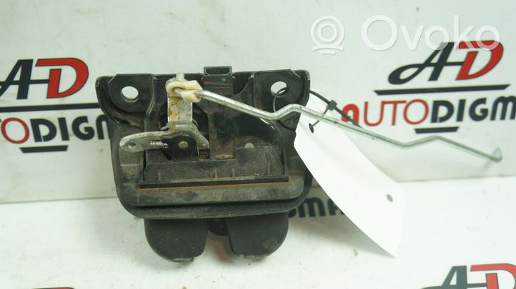 Audi A3 S3 8P Tailgate/trunk/boot lock/catch/latch 8P3827520A