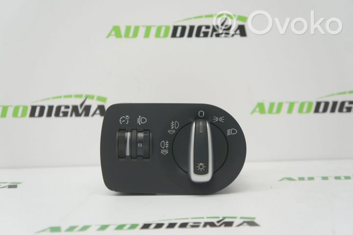 Audi A1 Lukturu slēdzis 8P0919094B