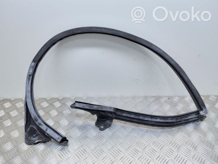 Audi RS7 C7 Moulure de vitre de la porte avant 4G8845354