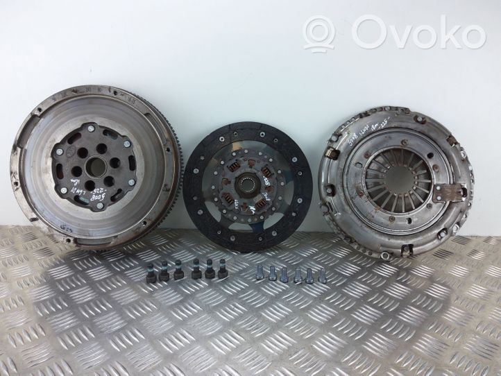 Peugeot 5008 Clutch set kit 9818024380