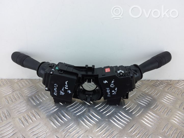 Toyota Auris E180 Leva/interruttore dell’indicatore di direzione e tergicristallo 17F852