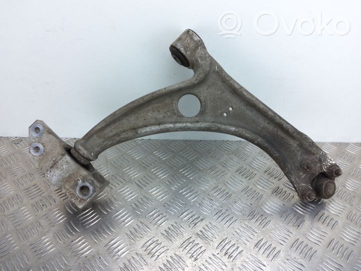 Volkswagen PASSAT B6 Braccio di controllo sospensione anteriore inferiore/braccio oscillante 3C0153D