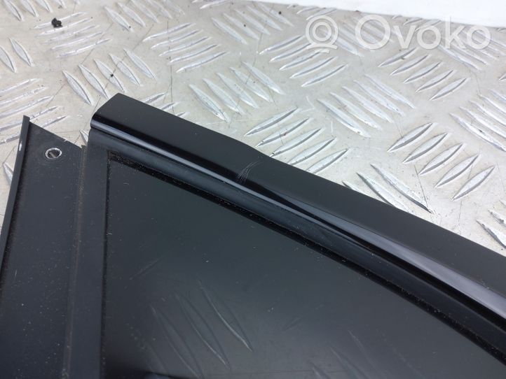 Audi Q8 Rear side window/glass 4M8845297H