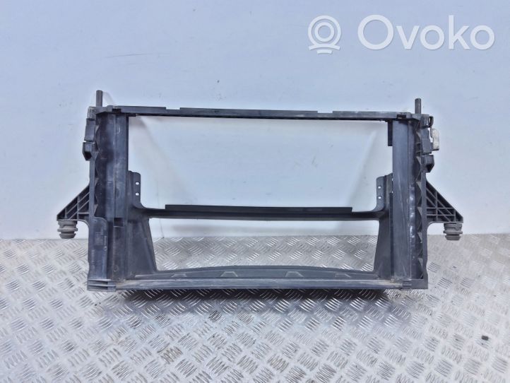 Volvo V50 Support de radiateur sur cadre face avant 4N518N065AE