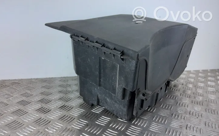 Opel Signum Bandeja para la caja de la batería 24413805