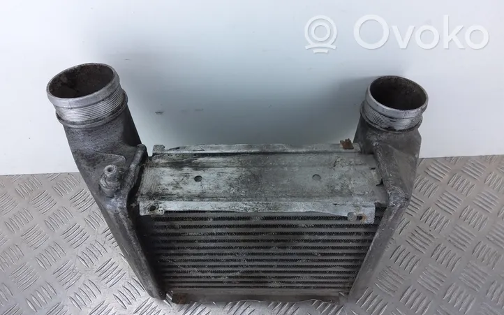 Audi RS6 Chłodnica powietrza doładowującego / Intercooler 077145805F