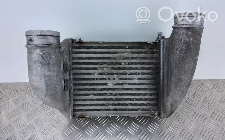 Audi RS6 Chłodnica powietrza doładowującego / Intercooler 077145805F