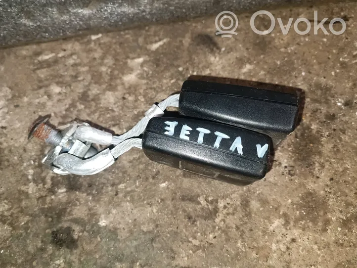 Volkswagen Jetta V Klamra tylnego pasa bezpieczeństwa 1k0857739h