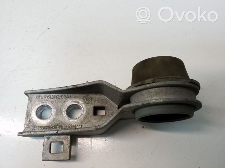 Ford Fusion II Support / crochet de silencieux d'échappement 68210060AA