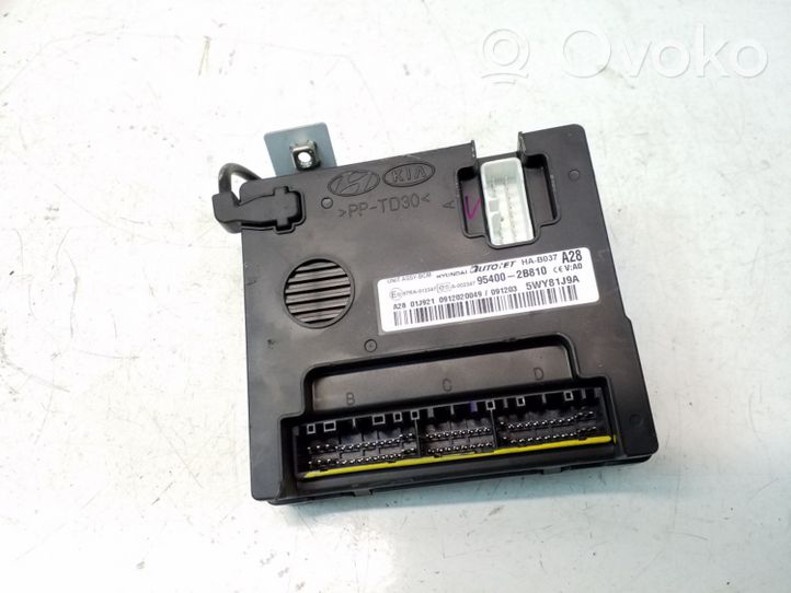 Hyundai Santa Fe Door central lock control unit/module 954002B810