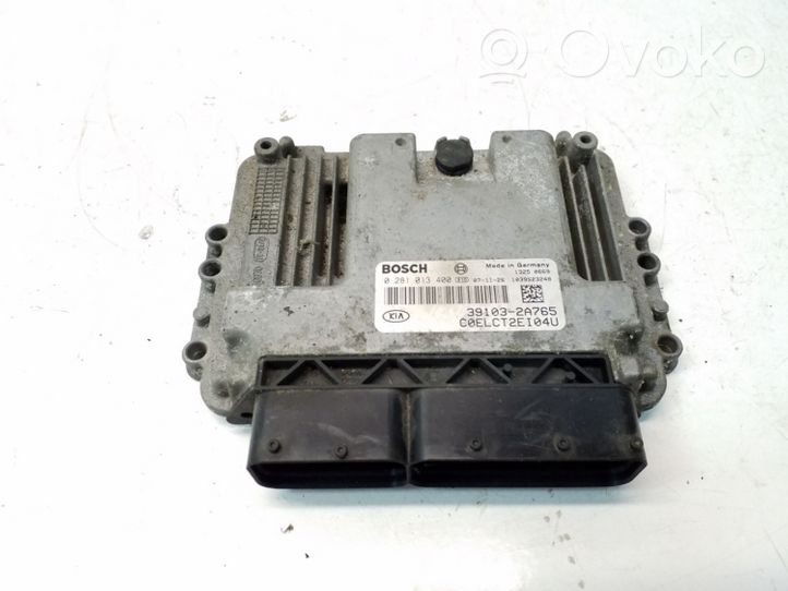 KIA Ceed Calculateur moteur ECU 391032A765