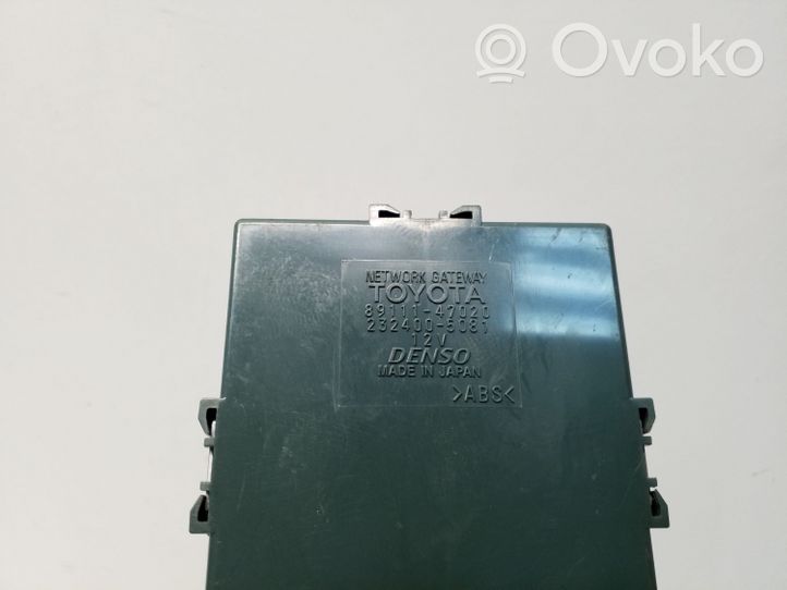 Toyota Prius (XW20) Moduł sterowania Gateway 2324005081