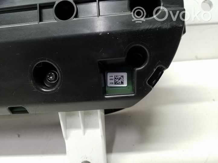 Dodge Challenger Speedometer (instrument cluster) A2C92881100