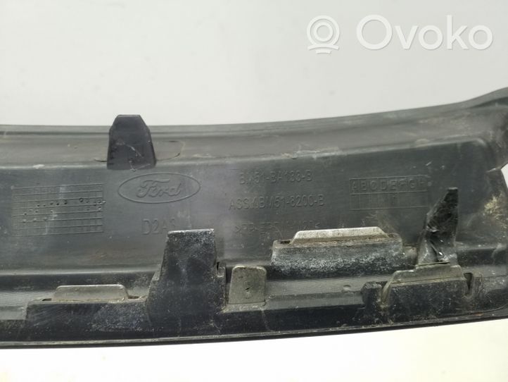 Ford Focus Griglia superiore del radiatore paraurti anteriore BM51BA133B