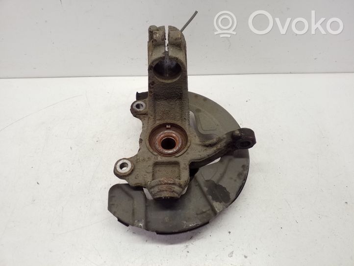 Volvo V70 Front wheel hub 6G913K170A