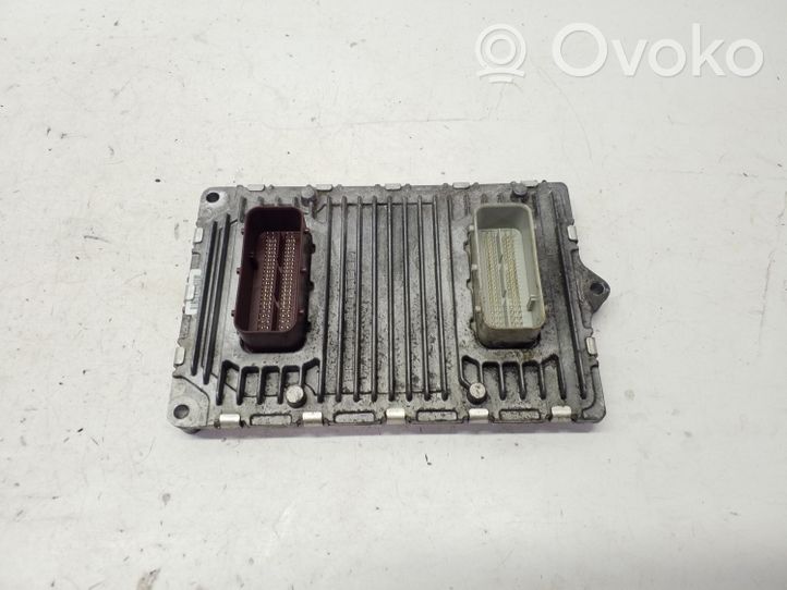 Jeep Cherokee Calculateur moteur ECU 68259137AA