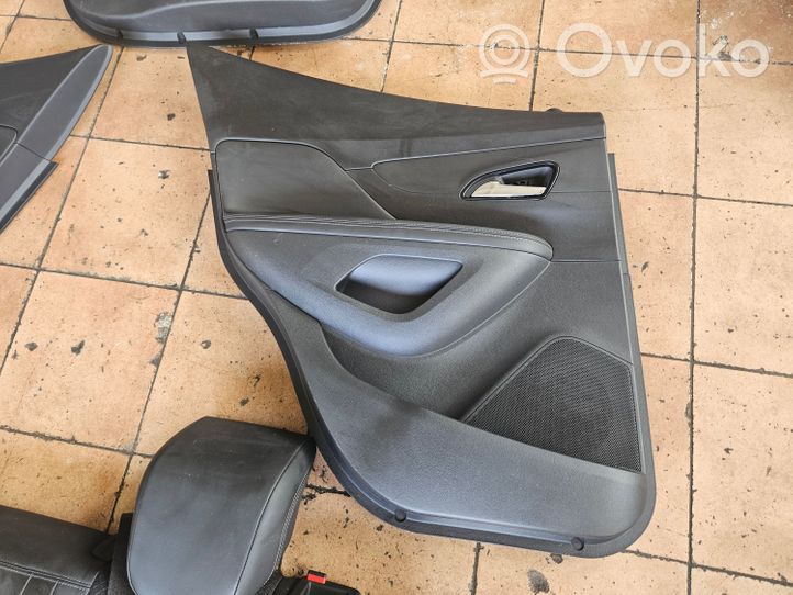 Buick Encore II Set di rivestimento sedili e portiere 