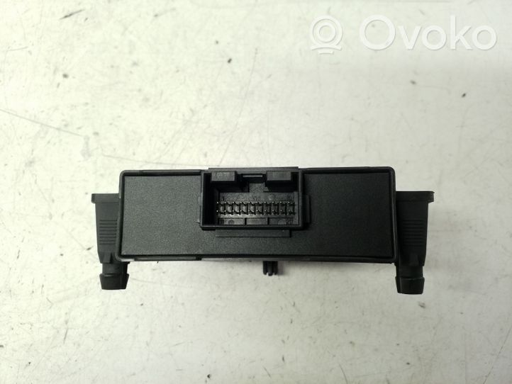 Volkswagen PASSAT B7 Module de passerelle 7N0907530G