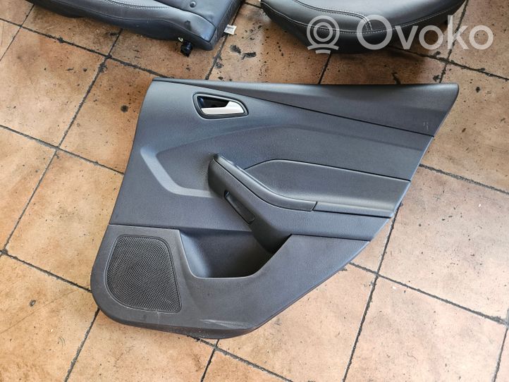 Ford Focus Garnitures, kit cartes de siège intérieur avec porte 