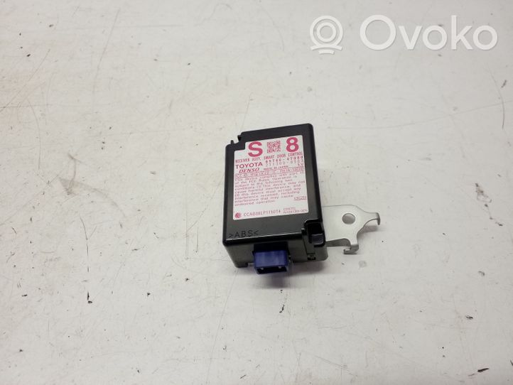 Toyota Prius+ (ZVW40) Module de contrôle sans clé Go 8974047080