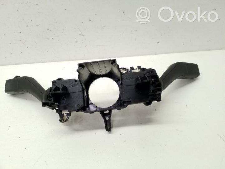 Volkswagen Tiguan Leva/interruttore dell’indicatore di direzione e tergicristallo 5K0953521BM