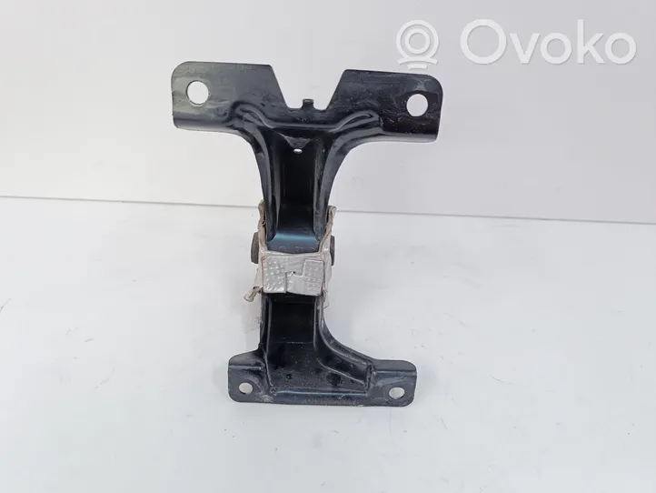 Dodge Grand Caravan Moottorin kiinnikekorvake P05273893AF