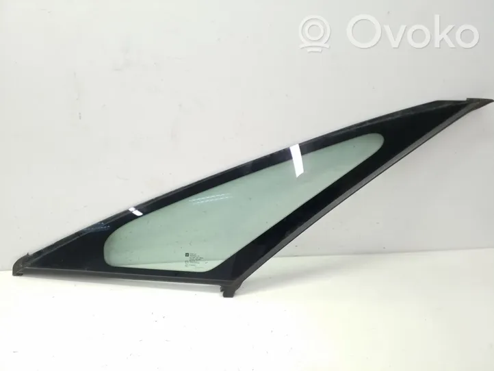 Opel Zafira C Front triangle window/glass 12841829