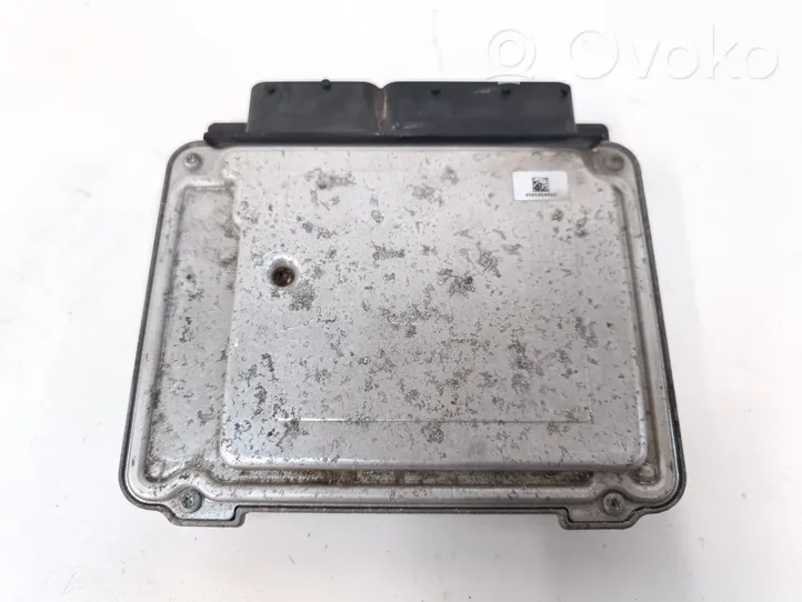 Volkswagen Tiguan Calculateur moteur ECU 03L907309AE