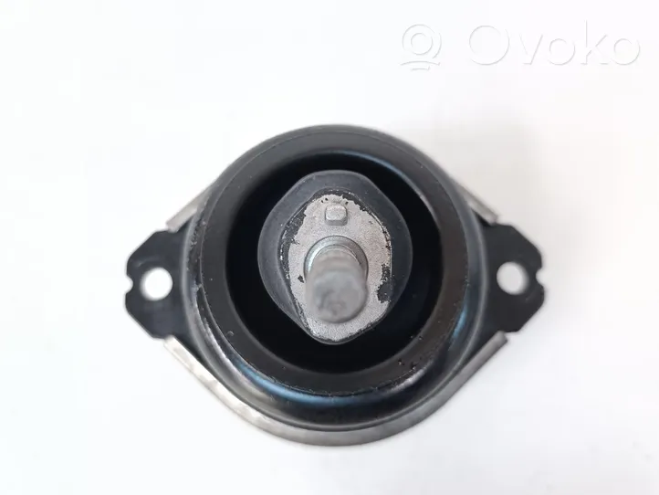 Audi Q7 4L Soporte de montaje del motor 7L8199131A