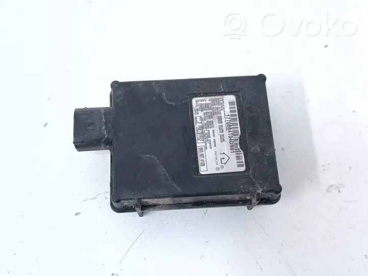 Audi A8 S8 D3 4E Interruttore apriporta per garage 8K0907410B