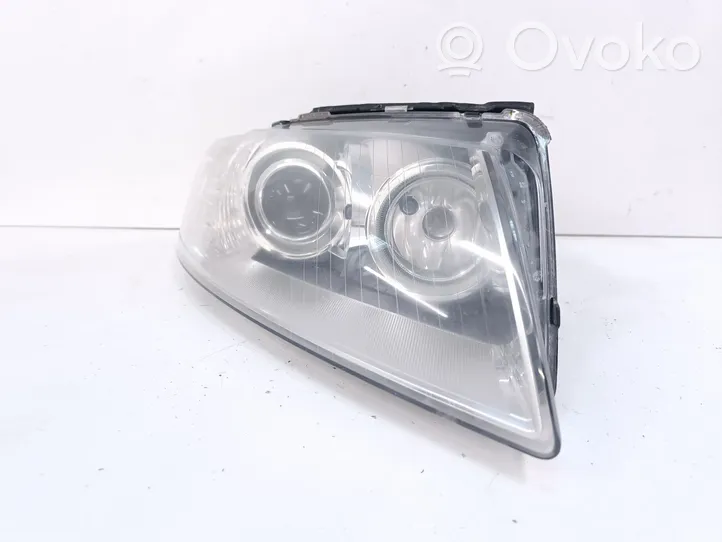 Audi A8 S8 D3 4E Lampa przednia 4E0941004BT