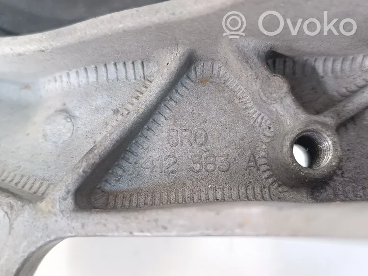 Audi A4 S4 B8 8K Supporto di montaggio della molla elicoidale 8R0412383A