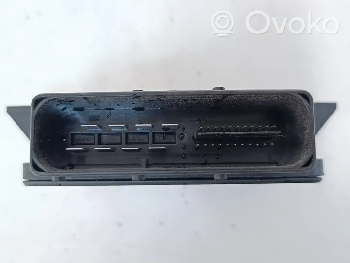 Audi A4 S4 B8 8K Moduł / Sterownik hamulca ręcznego 8K0907801L