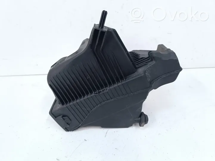 Nissan Juke I F15 Scatola del filtro dell’aria H8200309636