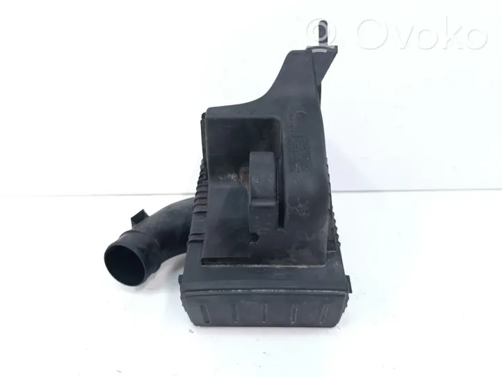 Nissan Juke I F15 Scatola del filtro dell’aria H8200309636