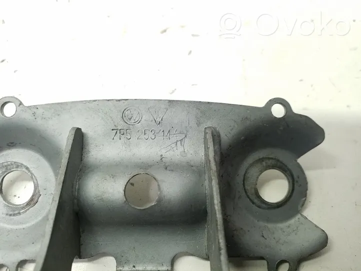 Porsche Cayenne (92A) Staffa/supporto di montaggio della marmitta 7P5253144